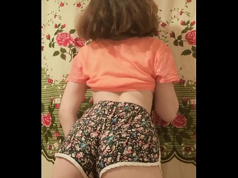 ❤️ seksi genç bebeğim soyunma kapalı onu şort üzerinde kamera ❤❌ Sert porno tr.nastypornpics-com.ru ❌️❤